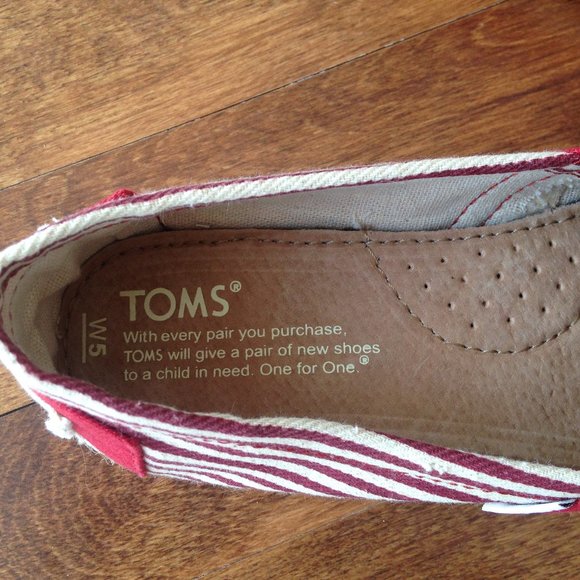 NWOT Toms - Classic Red University Espadrilles - Picture 5 of 7